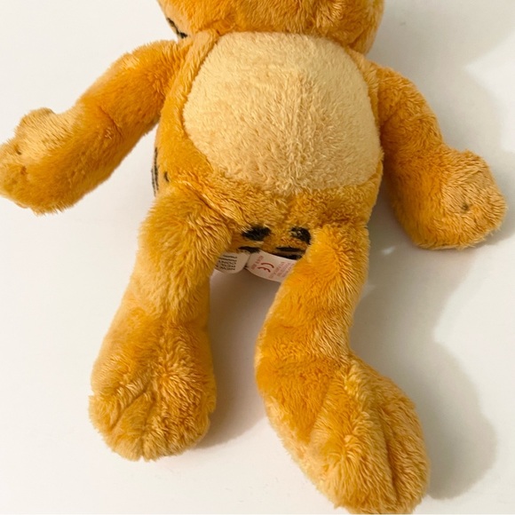 2005 TY Beanie Baby Happy Valentines Day Garfield Plush Cat - Picture 6 of 14